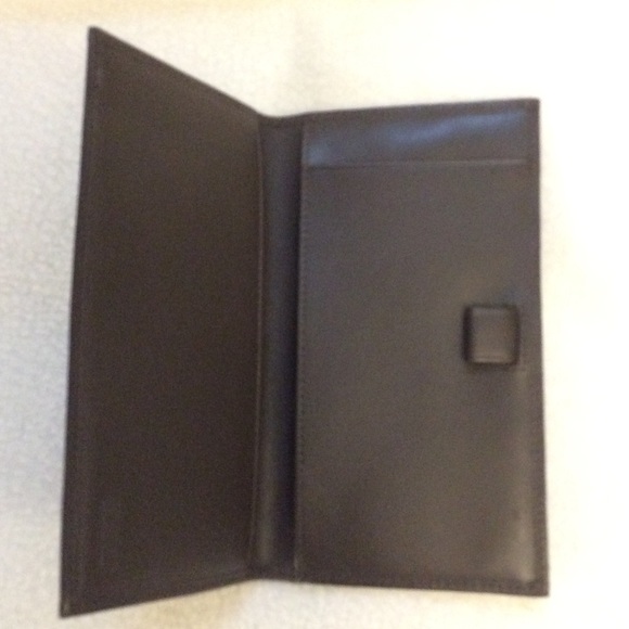 Coach Signature check-book/bill holder EUC - Picture 3 of 7